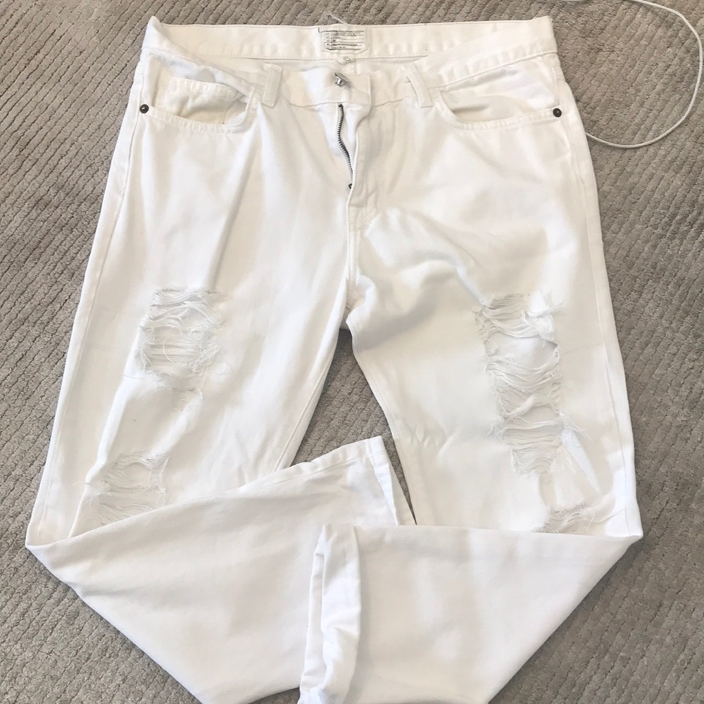 Current Elliot white boyfriend ripped jeans